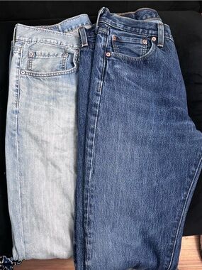 Bundle of 2 men’s Levi’s size 34x32